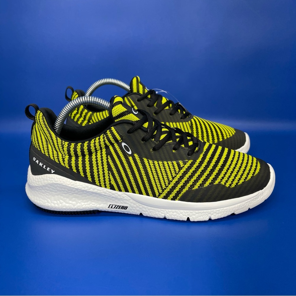NEW Oakley EV Zero Pattern Athletic Shoes Black White Volt